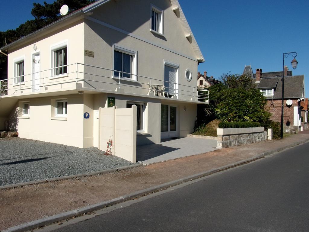 Ferienwohnung Le Petit Clos Des Camelias Veulettes-sur-Mer Exterior foto